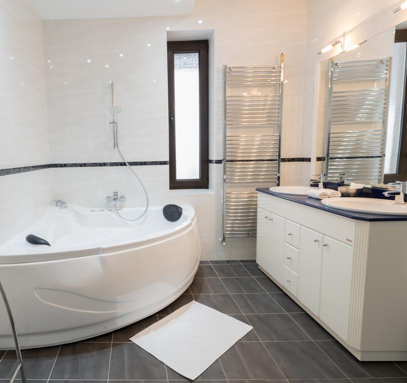 Thuild - Your World Of Leisure Târgu-Mureş Εξωτερικό φωτογραφία
